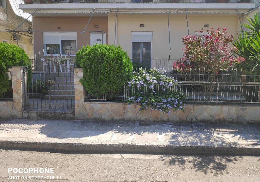 Kamena Vourla Apartment | Κεντρικό, ανετο και ευρύχωρο διαμέρισμα