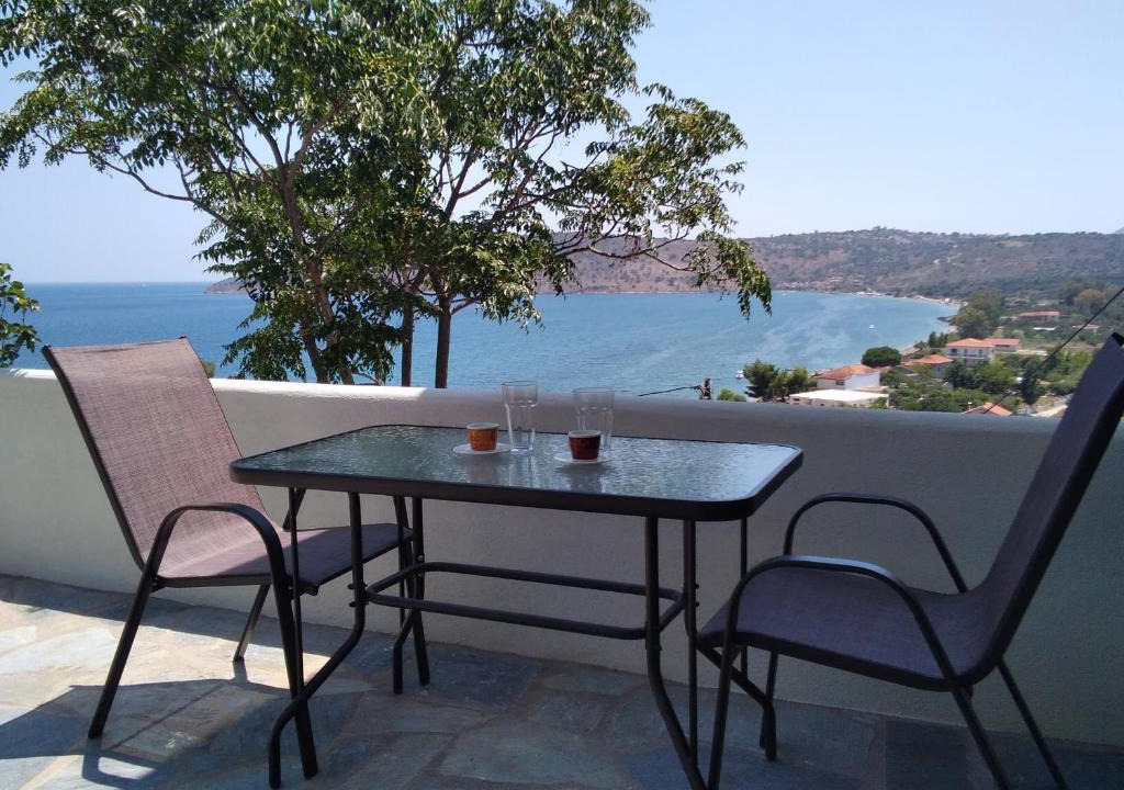 Karvelas Apartment | Κamares View (Αύρα)