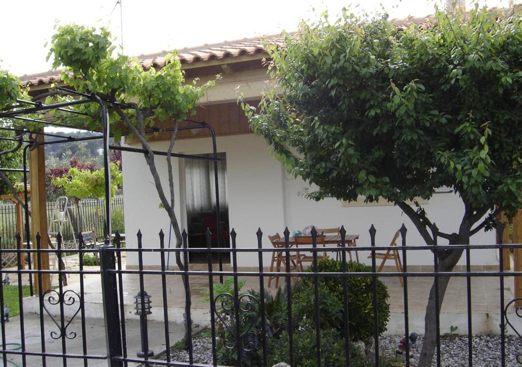 Rafina-Pikermi House | ΜΟΝΟΚΑΤΟΙΚΙΑ ΜΕ ΚΗΠΟ