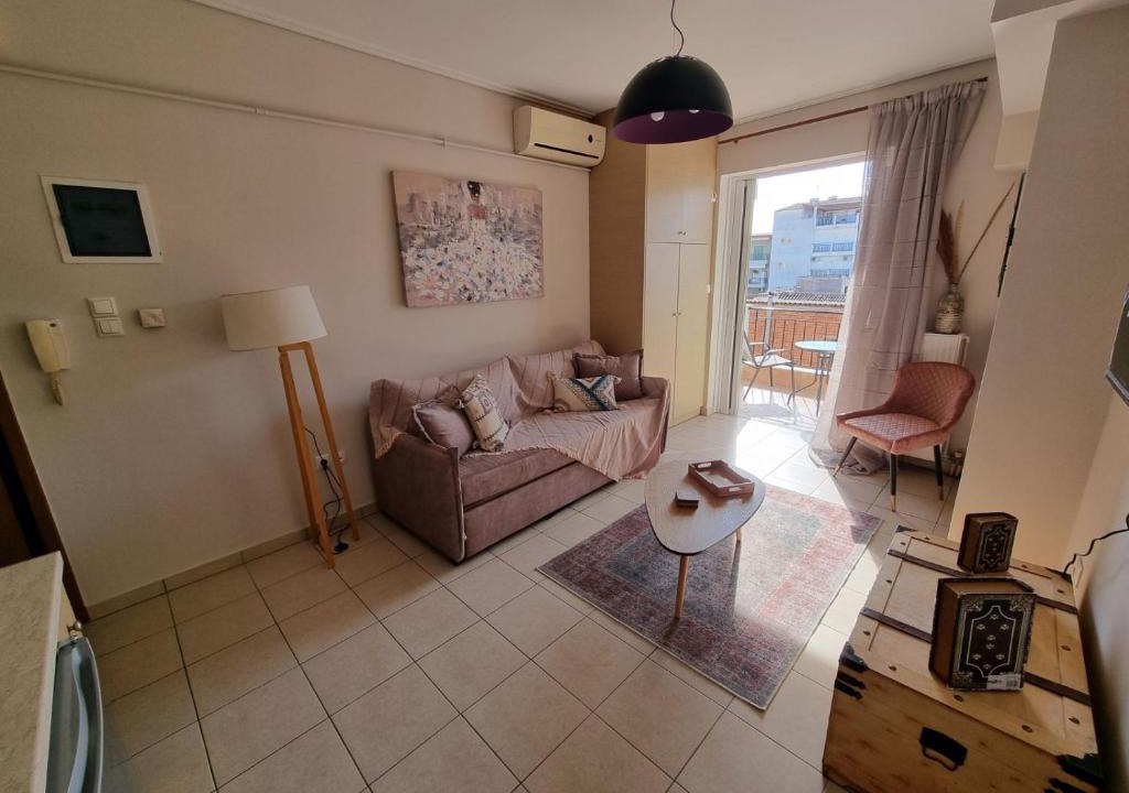 Khalkis Apartment | Νέο, μοντέρνο & ήσυχο. Ιδανικό για 2 επισκέπτες.