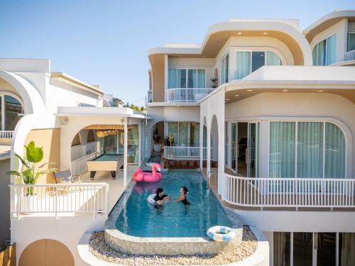 Khao Kho Villa | มากอดหมอก เขาค้อ Cloud Nine Private Pool Villa