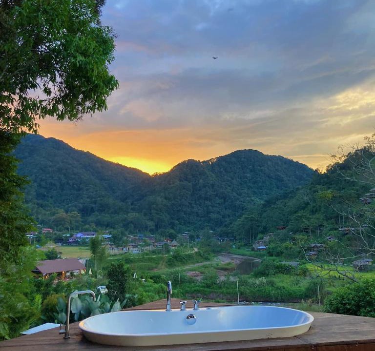 Bo Kluea Bed & Breakfast | สะปัน Riva camp
