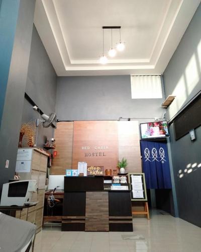 Tha Sut Hostel | เบดเคบินส์ แม่ฟ้าหลวง