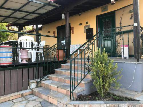 Dio-Olympos House | 105 m² House ∙ 3 bedrooms ∙ 6 guests