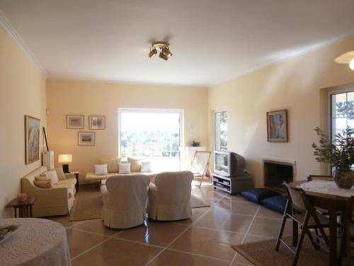 Larissos Villa | 120 m² Villa ∙ 2 bedrooms ∙ 7 guests