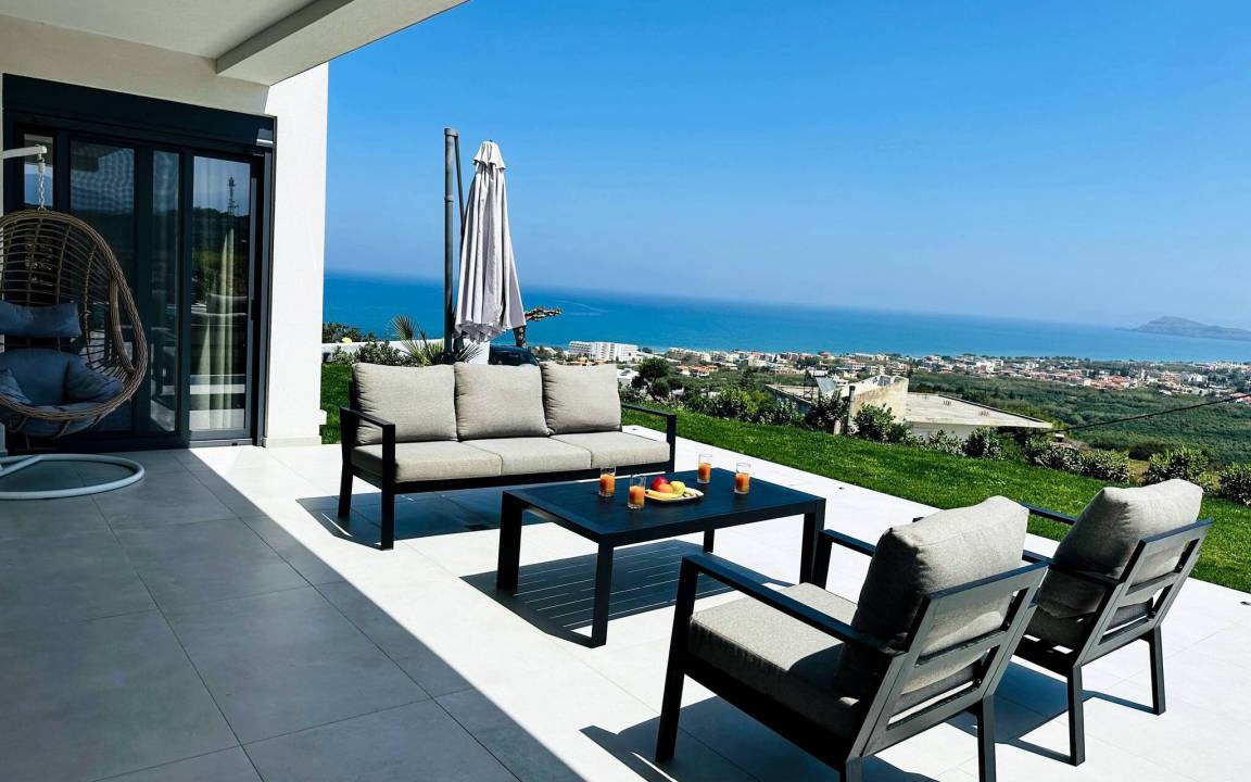 Maleme Villa | 150 m² Villa ∙ 4 bedrooms ∙ 10 guests