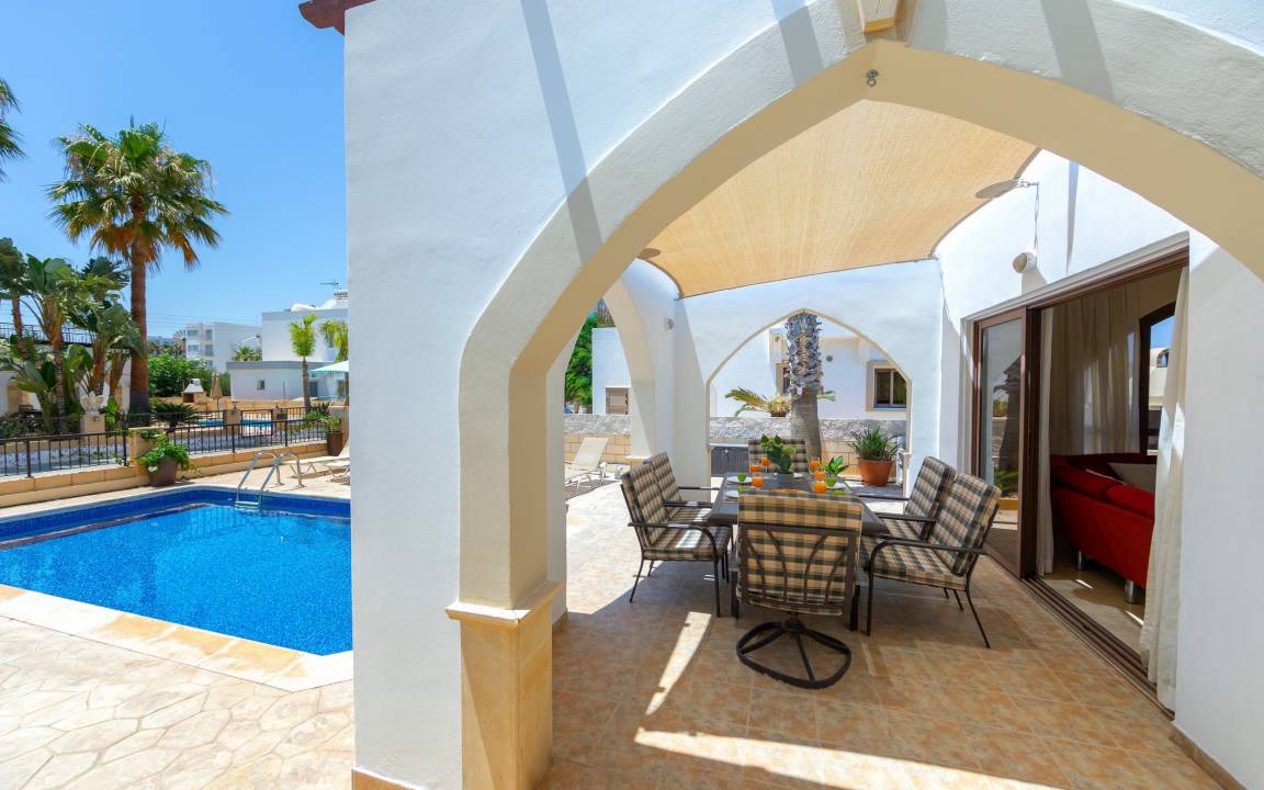 Pernera Villa | 170 m² Villa ∙ 4 bedrooms ∙ 8 guests