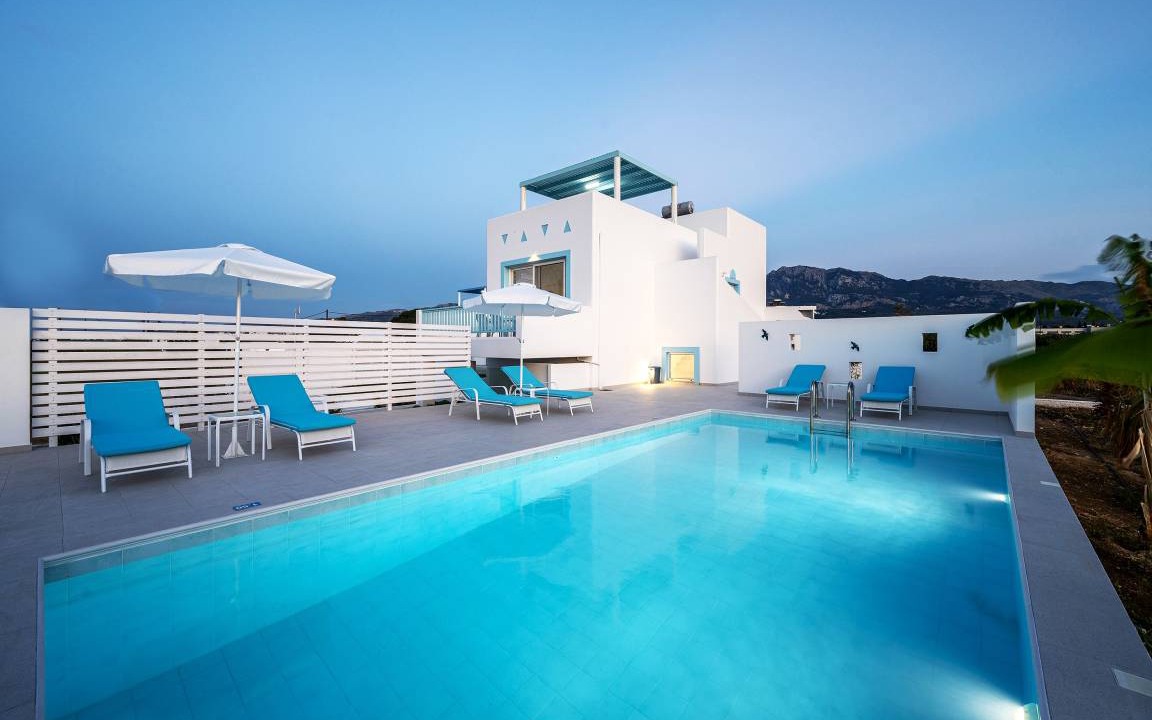 Zipari Villa | 170 m² Villa ∙ 5 bedrooms ∙ 10 guests