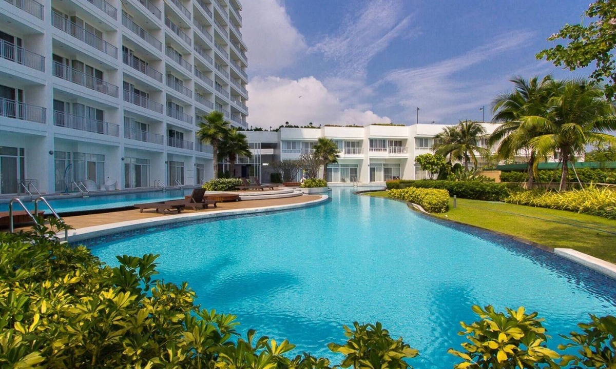 Hua Hin Condo | 1703 - Luxury 2-Bedroom Condo High Floor with Ocean Views in Cha-am, Thailand