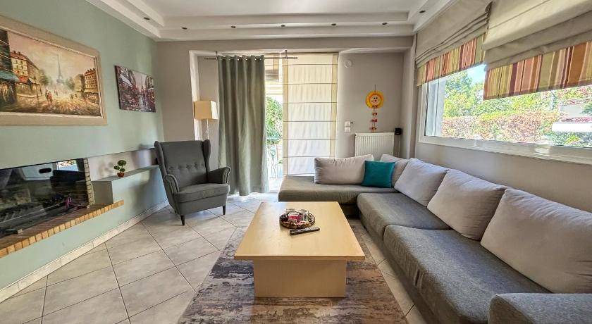 Agia Triada Villa | 176 m² Villa ∙ 4 bedrooms ∙ 9 guests