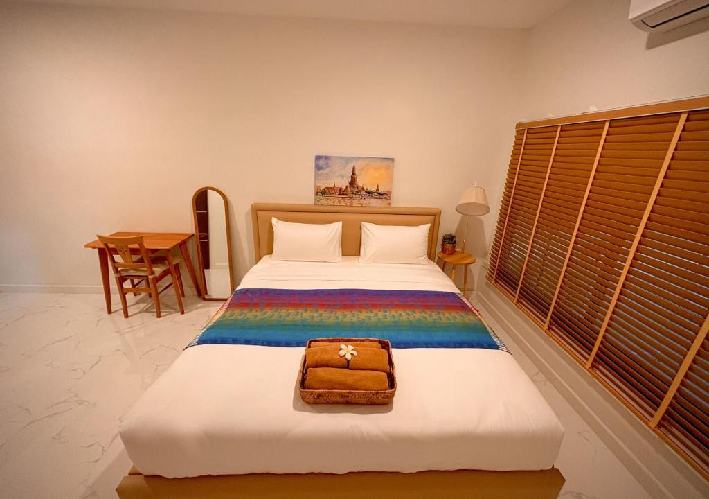 Lat Krabang Hostel | 177 Jin's Cozy Airport Home