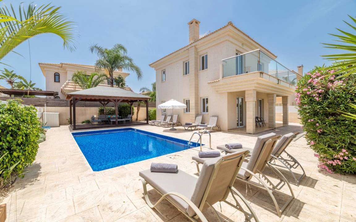 Kapparis Villa | 180 m² Villa ∙ 4 bedrooms ∙ 8 guests