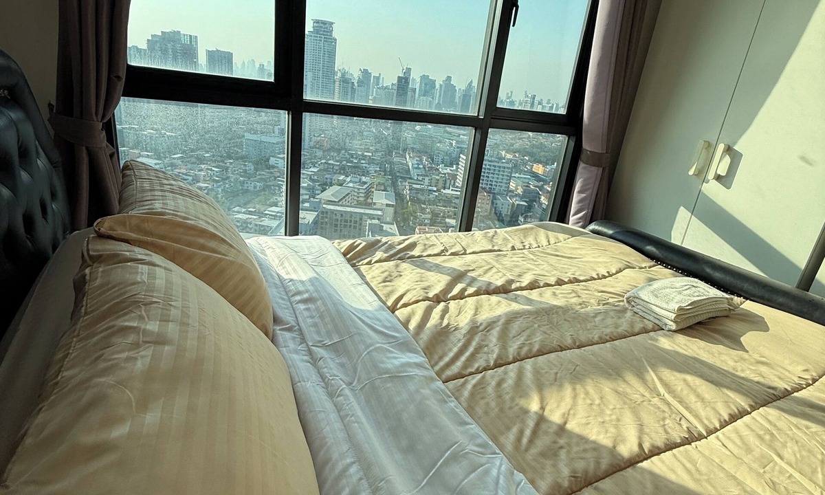 Khlong Tan Apartment | 1Bed | Pool | Gym | SkyView | BTS | KingBed