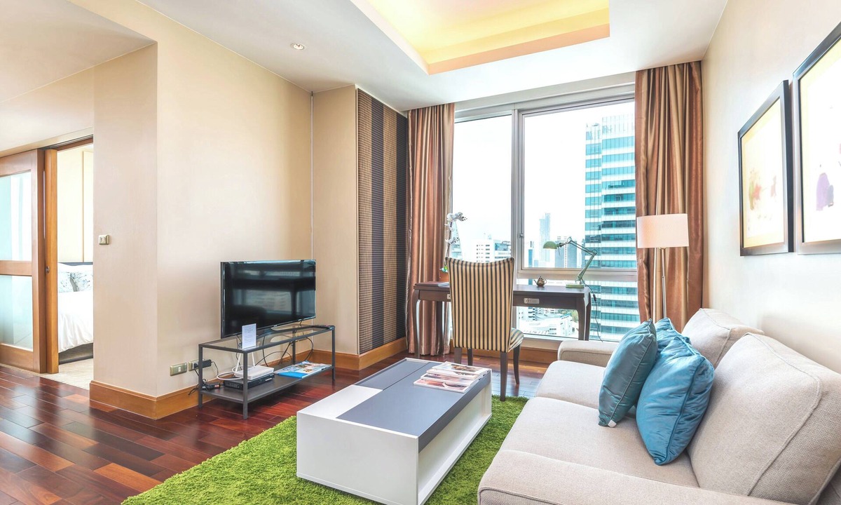 Yan Nawa Condo | 2 Bed Serviced Scenic SkyVilla