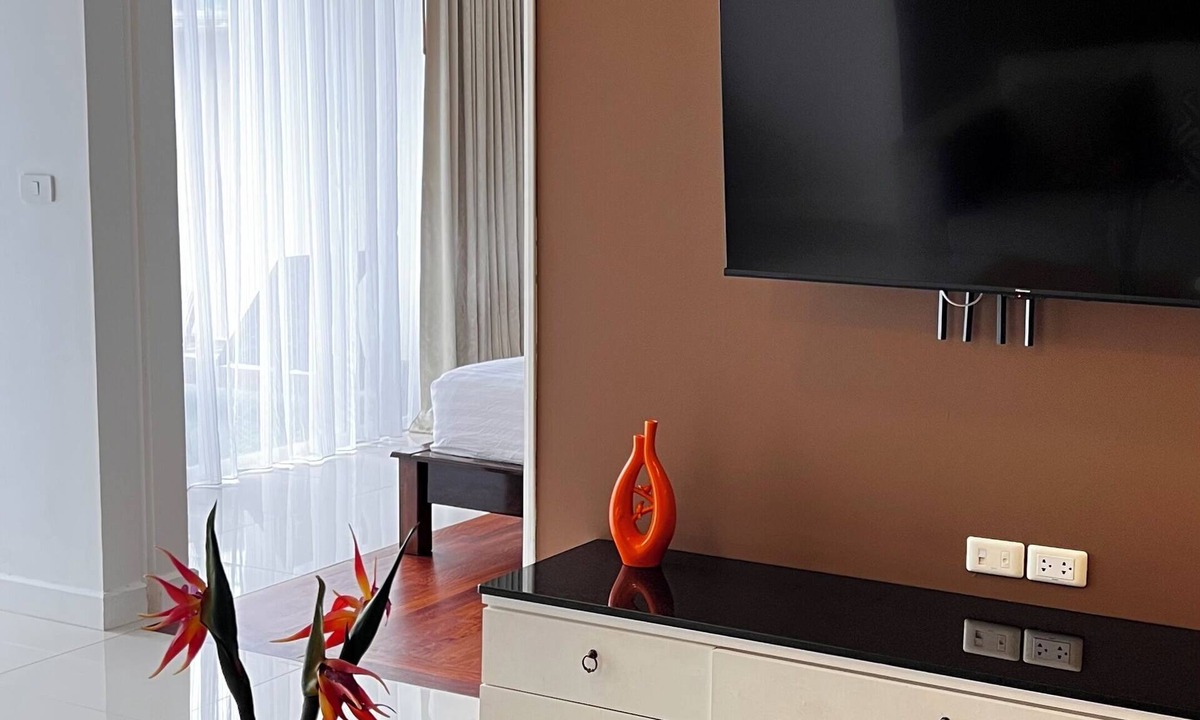 Kata Apartment | 2-bedroom apartment 127м² with a balcony 300m from the sea