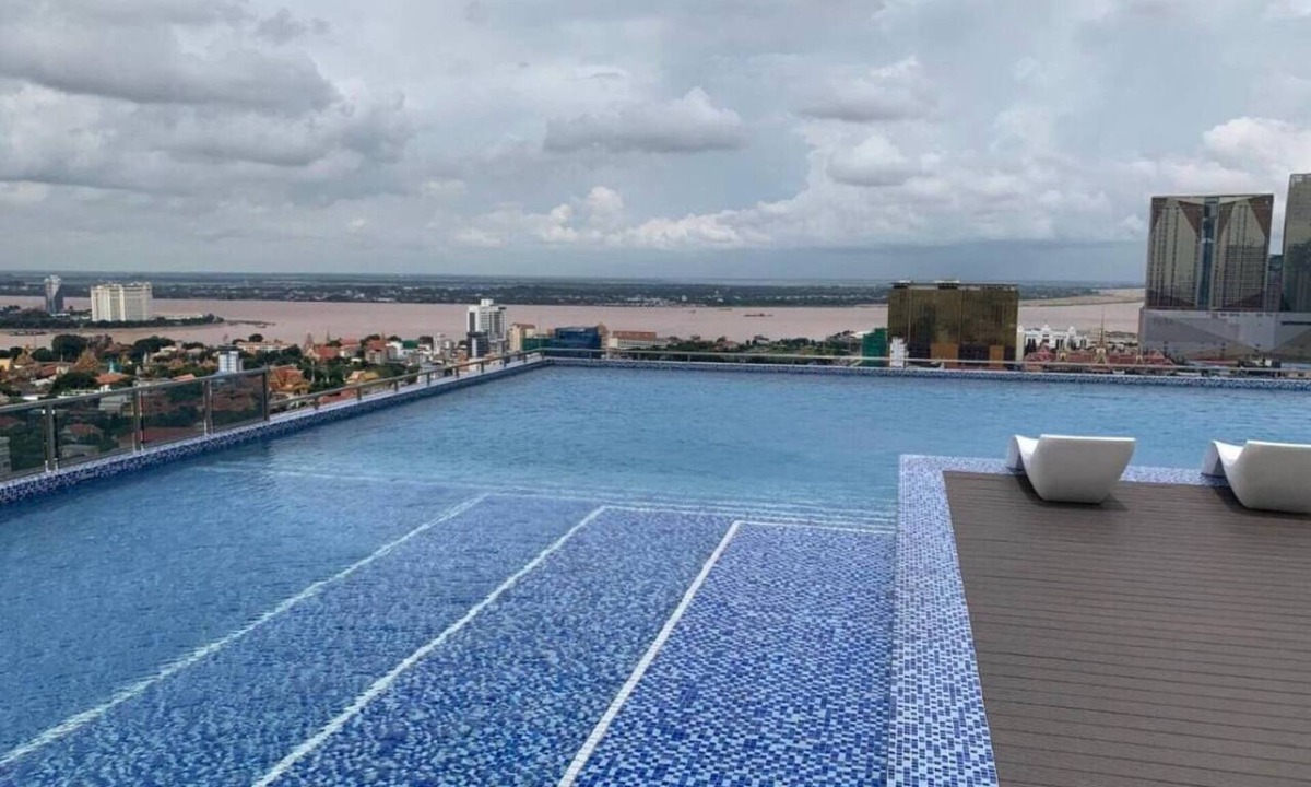 Tuol Kouk Hotel | 2-bedroom hotel in superb Phnom Penh with AC and fitness room