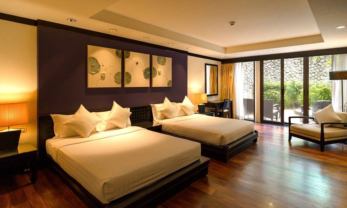 Cherngtalay Villa | 2 Bedrooms Beachfront Pool Villas in Laguna Complex City