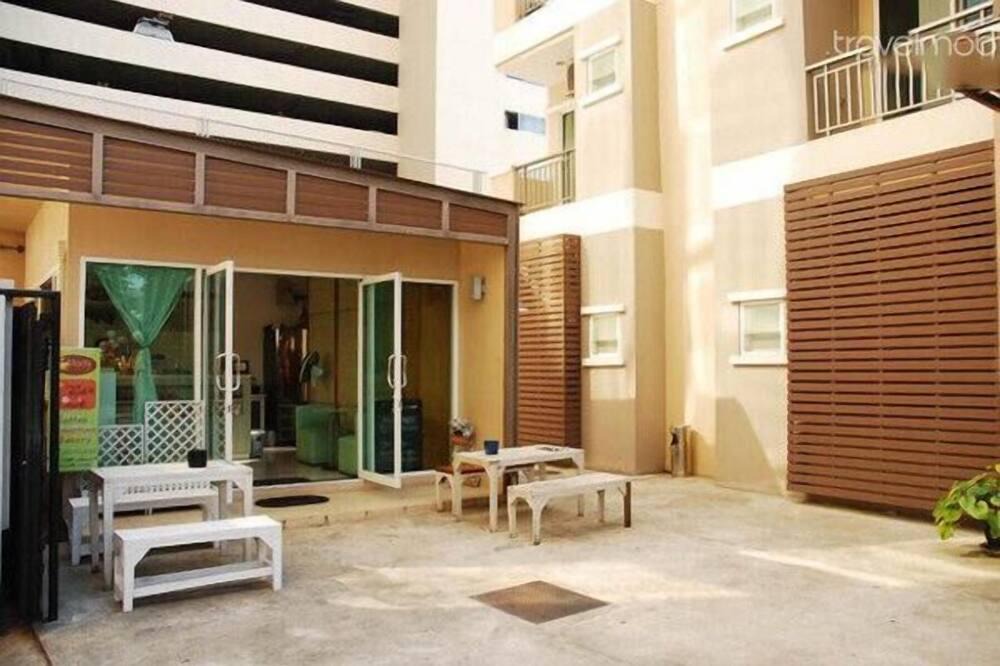 Yan Nawa Apartment | 2 min walk to BTS sathon and silom