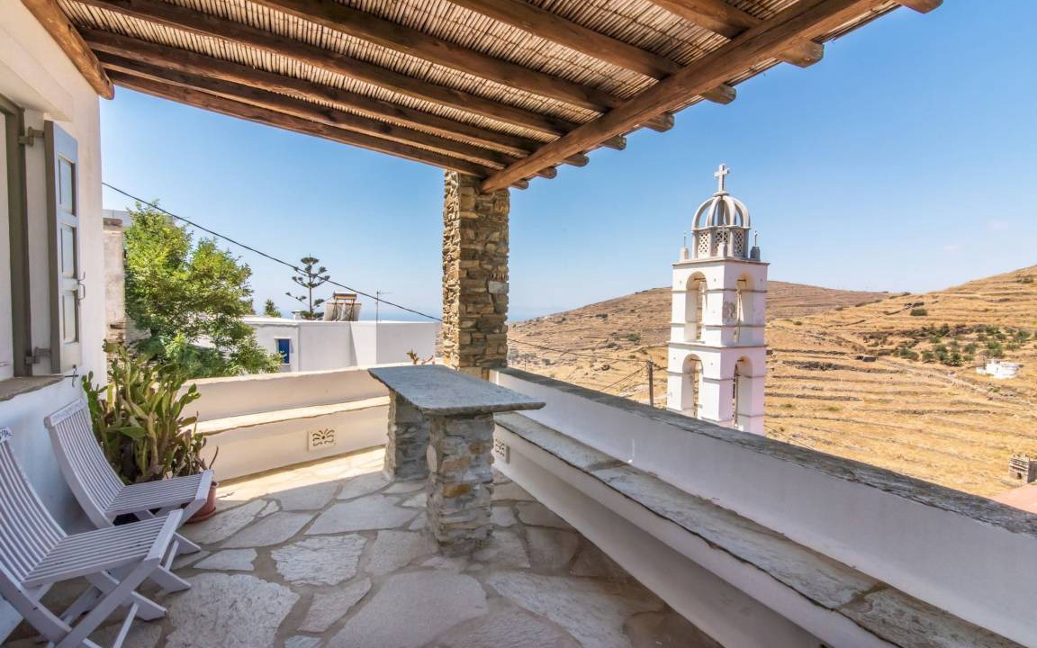 Tinos House | 200 m² House ∙ 5 bedrooms ∙ 8 guests