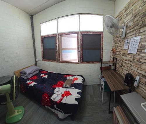 Lat Yao Apartment | 206 Lovely Room with cool fan with full amenities & Free Wi-Fi
