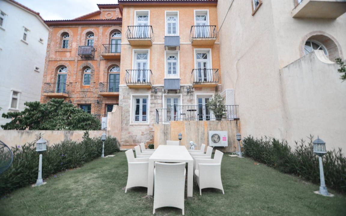 Pong Ta Long Villa | 248 m² Villa ∙ 5 bedrooms ∙ 10 guests