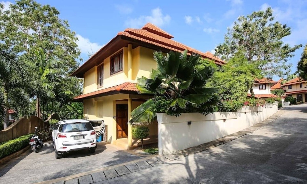 Moo 5 Villa | 3 Bed Villa Beach Front Resort (TG25)