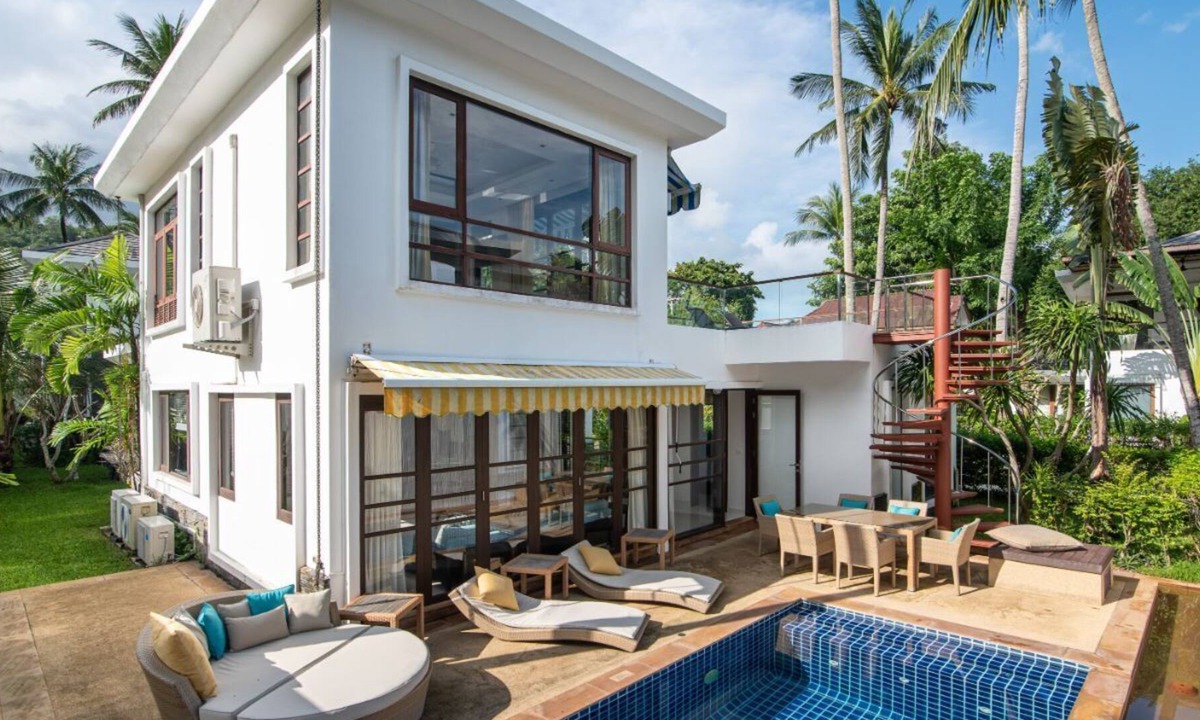 Bang Po Villa | 3 Bedroom Villa near Beachfront
