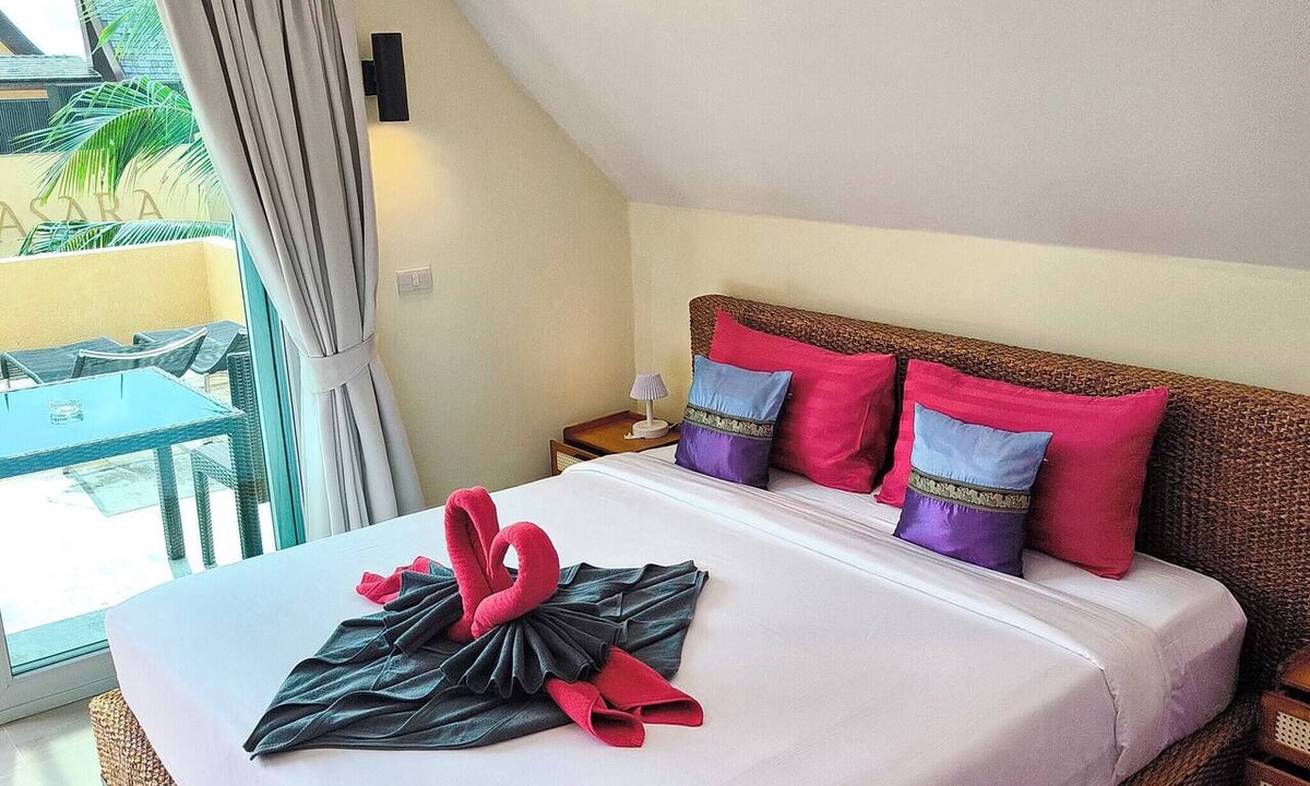 Klong Son Villa | 4 Bedroom Deluxe Beach Villa 21c, Blue Haven Bay Resort