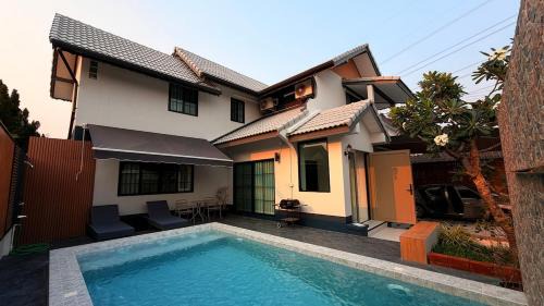 San Sai Villa | 4-bedroom detached house with a pool, newly renovated in a modern style, near CF with convenient transportation, close to the Old Town
