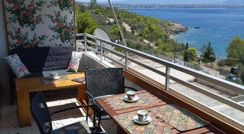 Loutraki-Agioi Theodoroi Apartment | 40 m² Apartment ∙ 4 guests