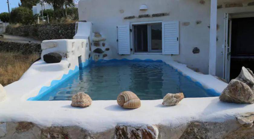 Kostos House | 40 m² House ∙ 1 bedroom ∙ 3 guests