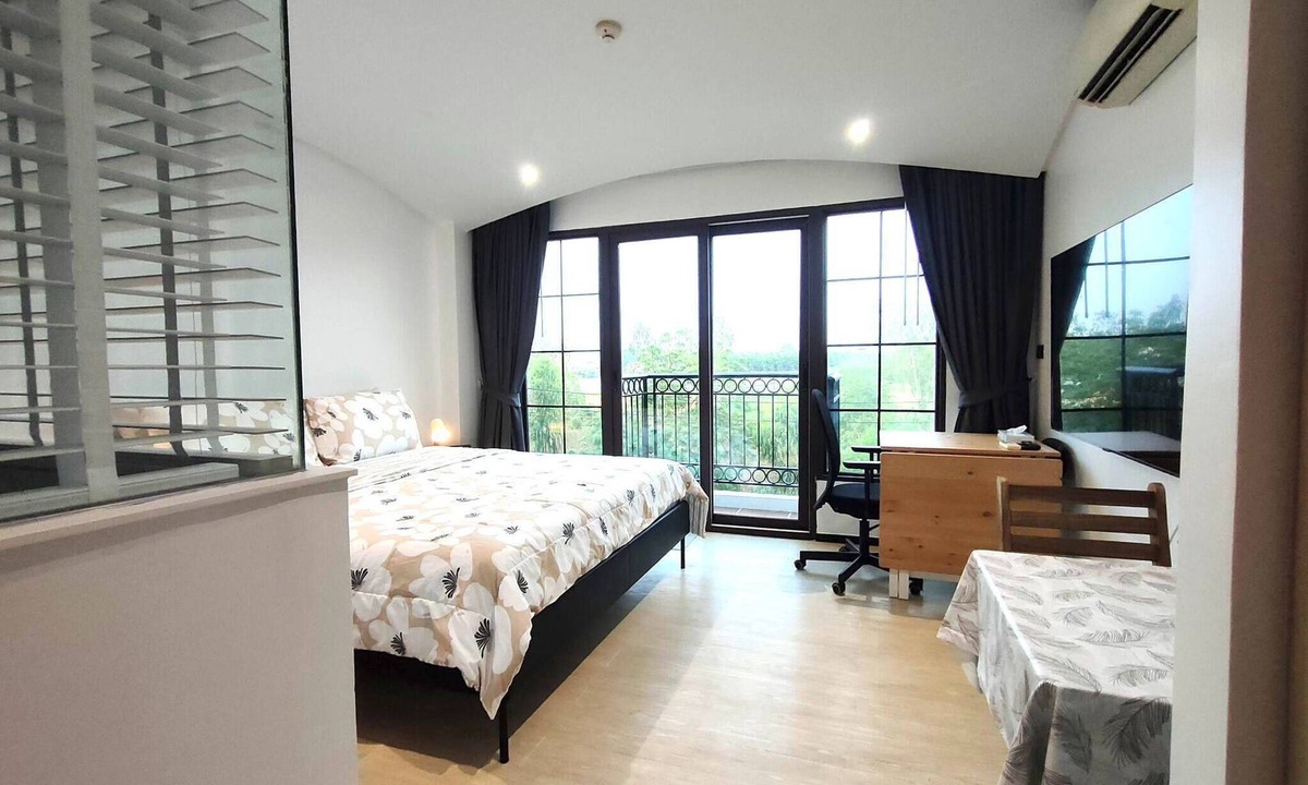 Na Chom Thian Apartment | 421C - Luxurious Studio Condo in Na Jomtien with Pool Access