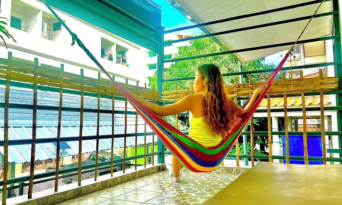 Ratchadaphisek House | 5 bedroom Family Friendly House Huai Khwang Bangkok