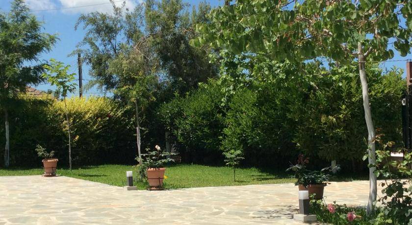 Pineios Apartment | 65 m² Apartment ∙ 2 bedrooms ∙ 5 guests