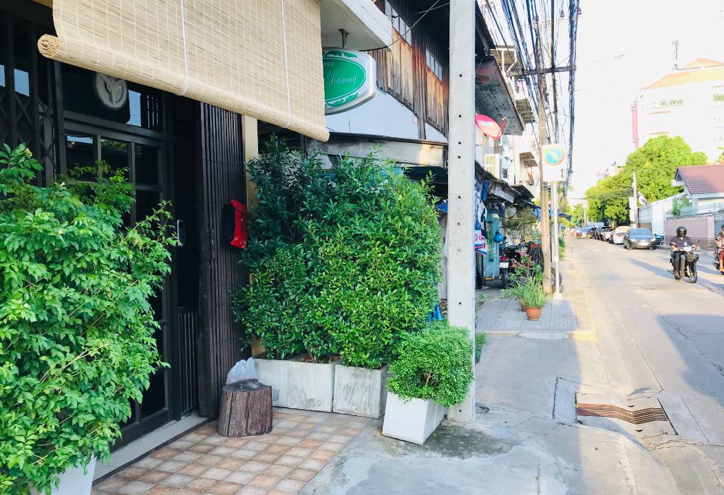 Thanon Nakhon Chai Si House | 80 m² House ∙ 2 bedrooms ∙ 4 guests