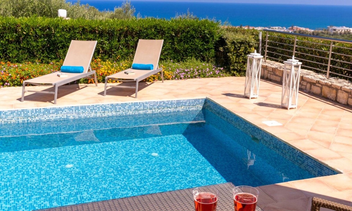 Adelianos Kampos Villa | 800m. from the sea, Private Pool, Free Breakfast, Sea View, Family Friendly