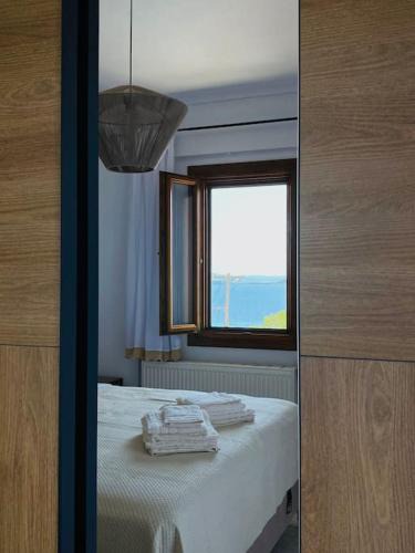 Ouranoupoli Apartment | A Fringe Of Blue