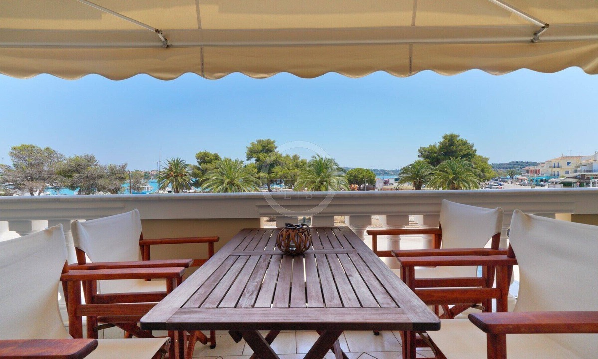 Porto Heli Apartment | A modern apartment with incredible views to the port of Porto Heli