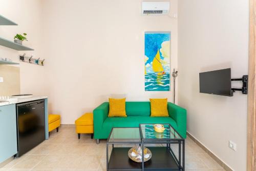 Piraeus Apartment | A2 Porto Living