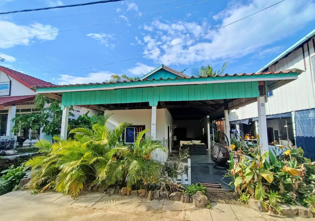 Koh Rong Sanloem House | AaRicks Guesthouse