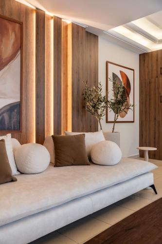 Koukaki Apartment | Acropolis Atelier, Plunge Pool Apartments