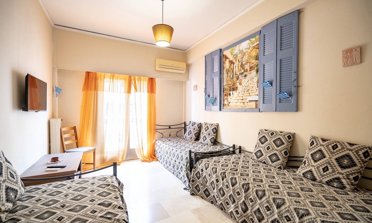 Gazi Apartment | Acropolis Athens 1 bedroom 4 pers apt by MPS