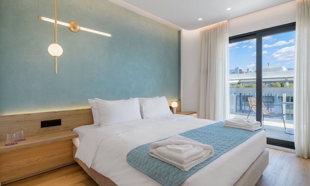 Koukaki Hotel | Acropolis Magenta