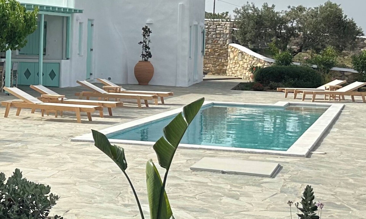 Naousa Villa | Aegean Queen Villas