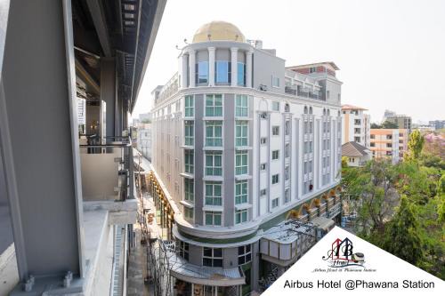 Samsen Nok Hotel | Airbus Hotel At Phawana Station