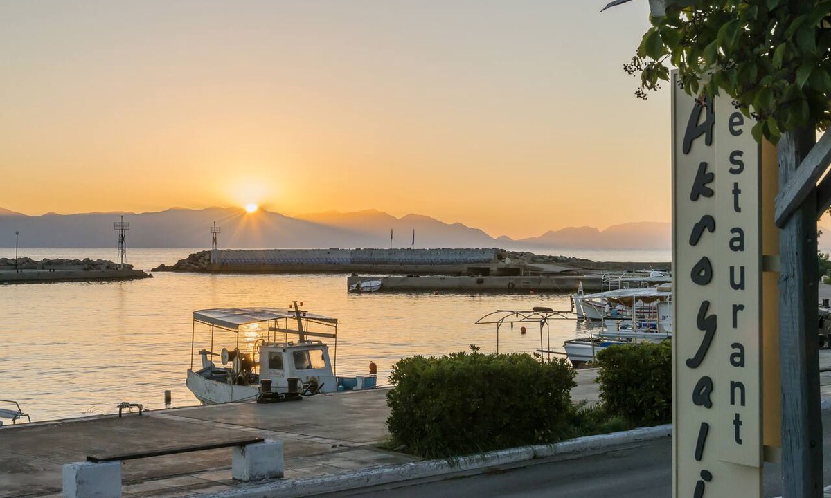 Agios Andreas Hotel | Akroyali Hotel & Villas