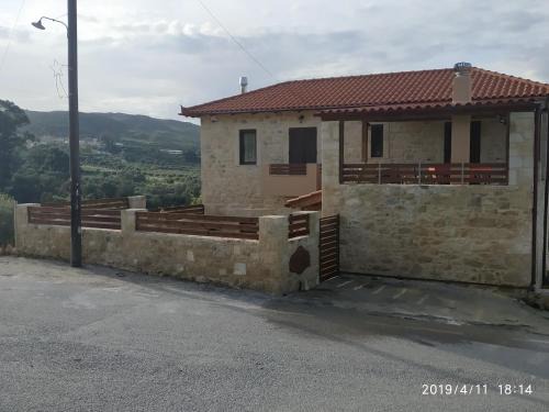 Gortyna House | Amazing Stone Villas