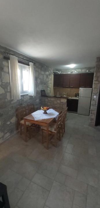 Goudhouros House | Amnesea Stone House