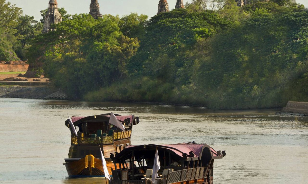 Samre Hotel | Anantara Riverside Bangkok Resort