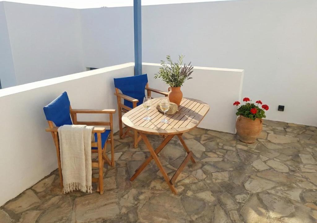 Paleopolis Apartment | Andros Guesthouses